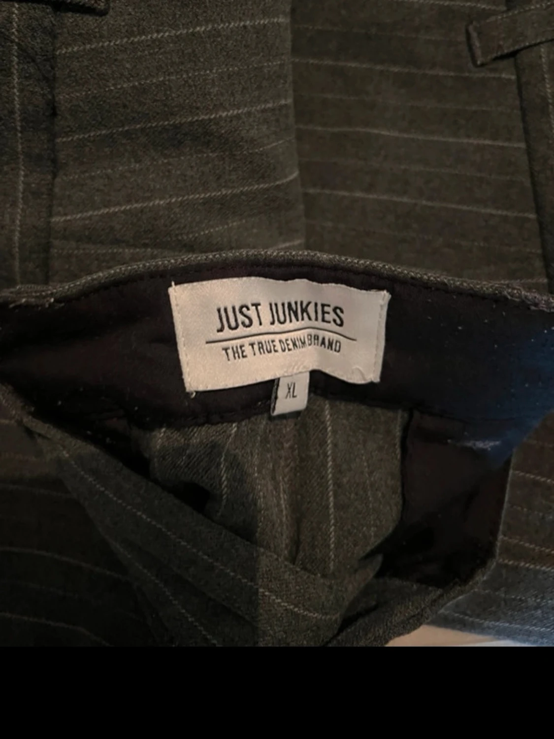 Randiga kostymbyxor från Just Junkies XL - 2