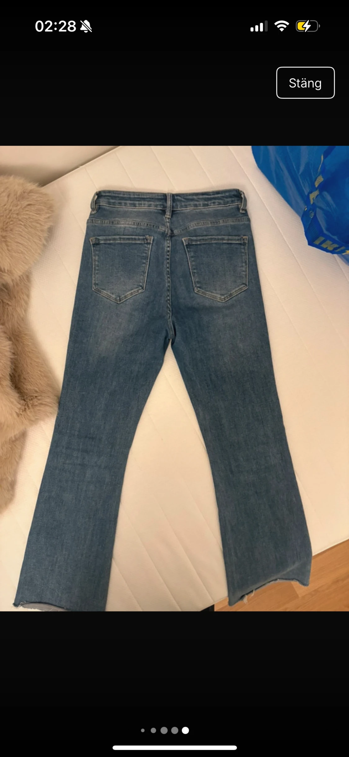 Högmidjade jeans - 2