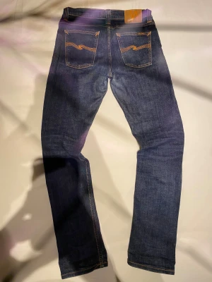  Nudie Jeans 30/34 Tube Tom straight fit - Skriv om du har frågor!