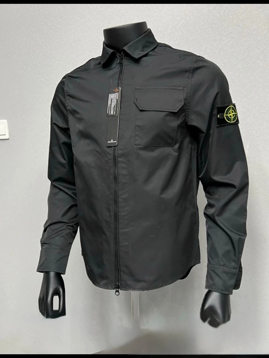 Svart overshirt från Stone Island