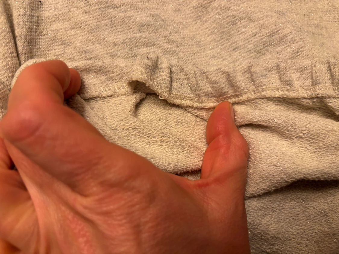 Glittrig beige tröja från Believe XXS - 5