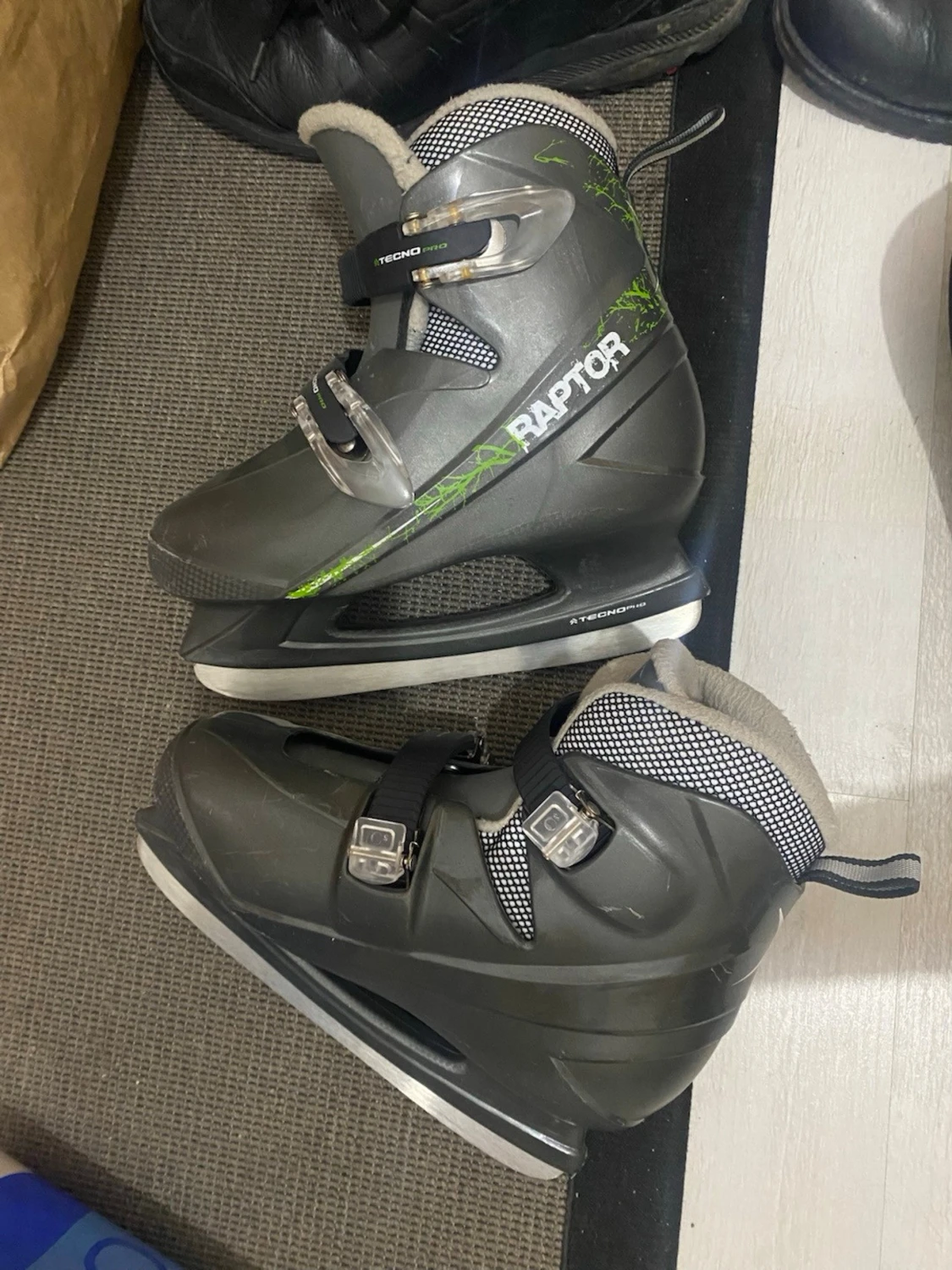 Grå skridskor Tecno Pro Raptor - 3