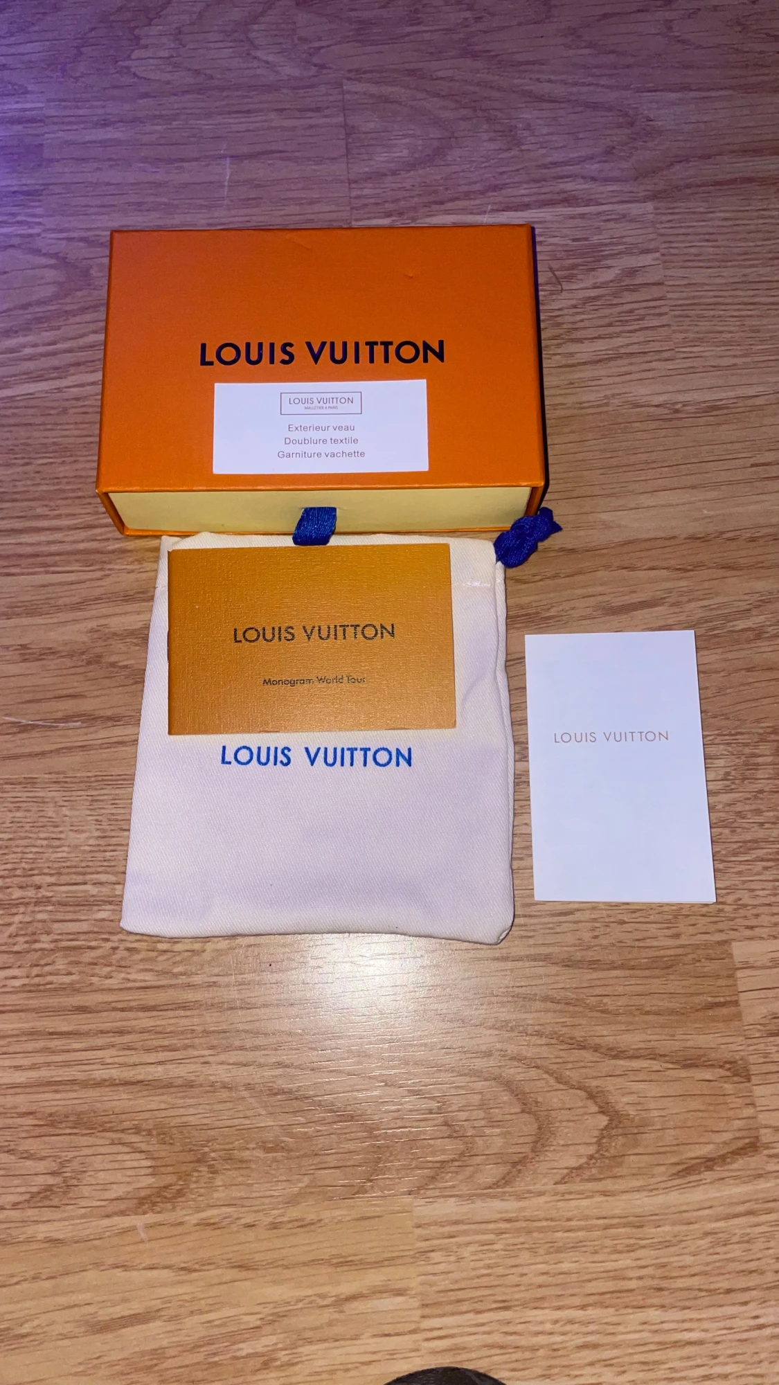 Lv armband