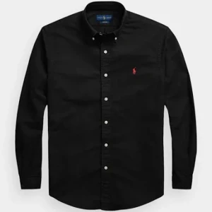 Svart skjorta från Ralph Lauren - Hej, jag säljer en skjorta som är för liten på mig. Den är i storlek L men skulle säga passar M också. Hör av dig vid mer info. 