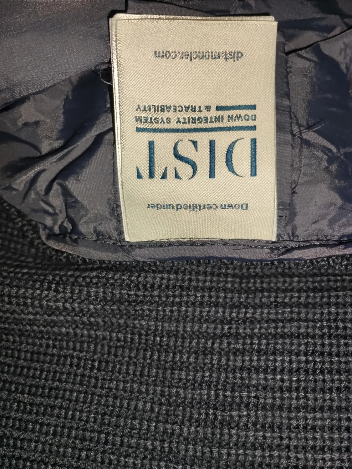 Svart Moncler pufferjacka med huva - 2