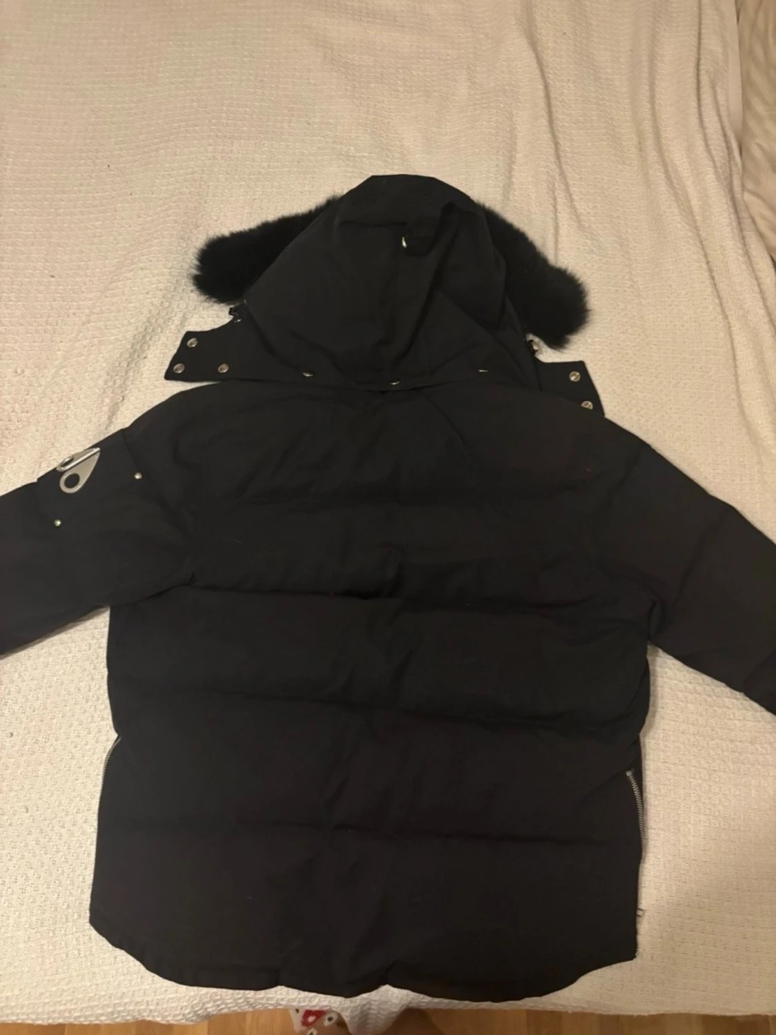 Svart dunjacka från Moose Knuckles - 1