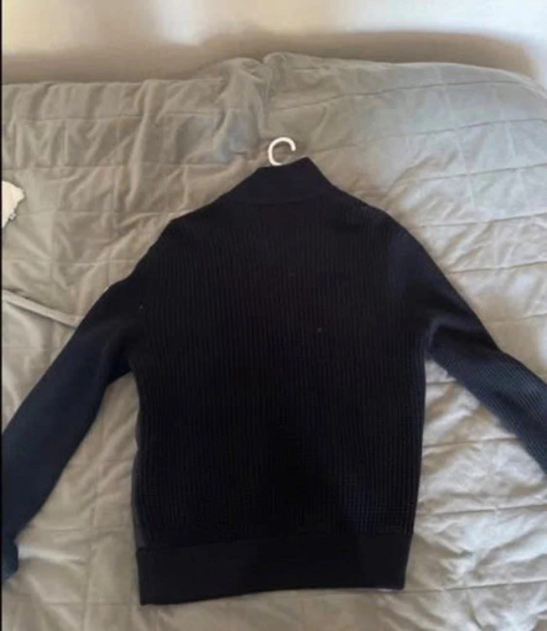 Svart Moncler pufferjacka med stickade ärmar - 2