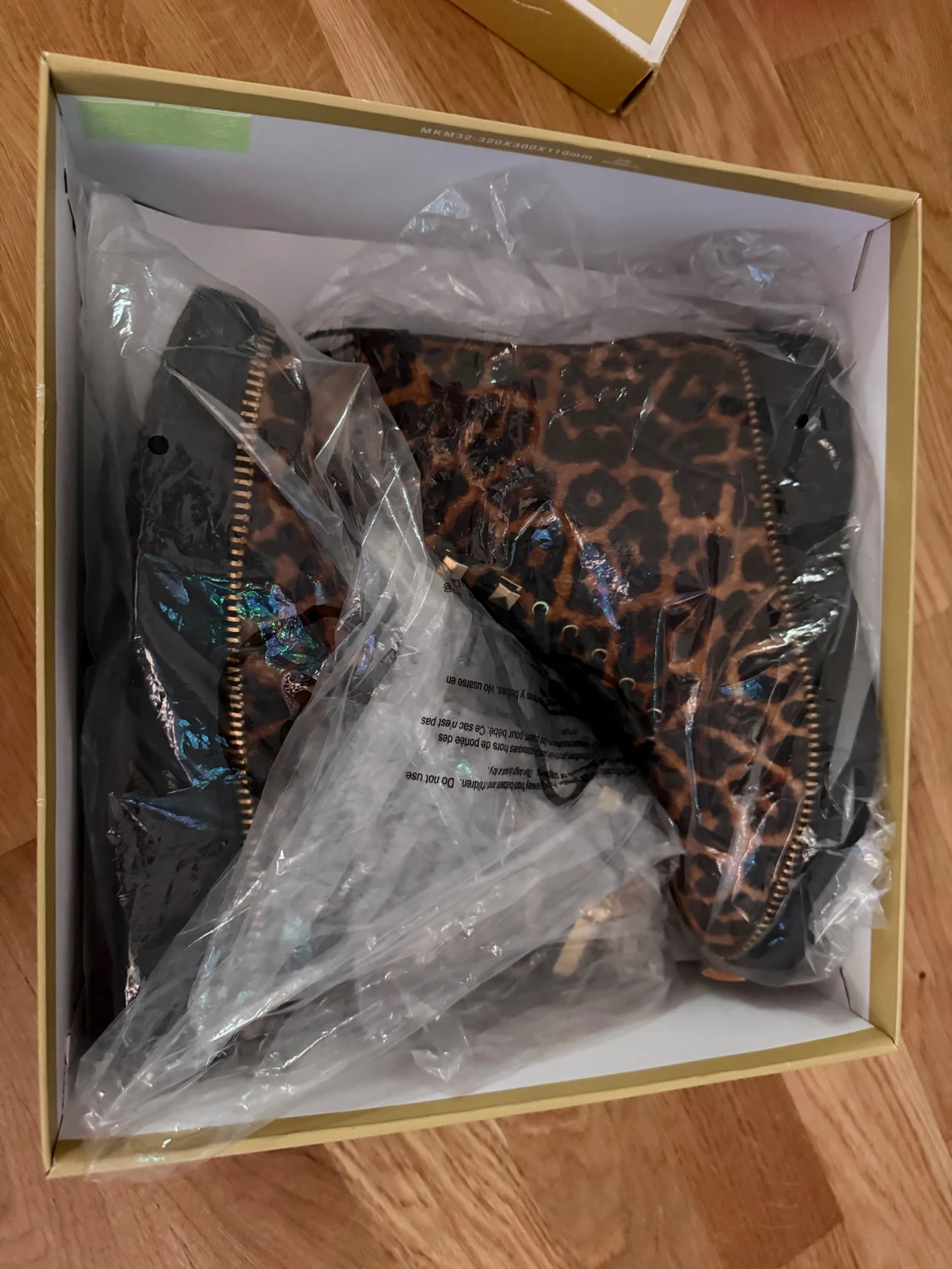 Leopardmönstrade boots från Michael Kors - 2