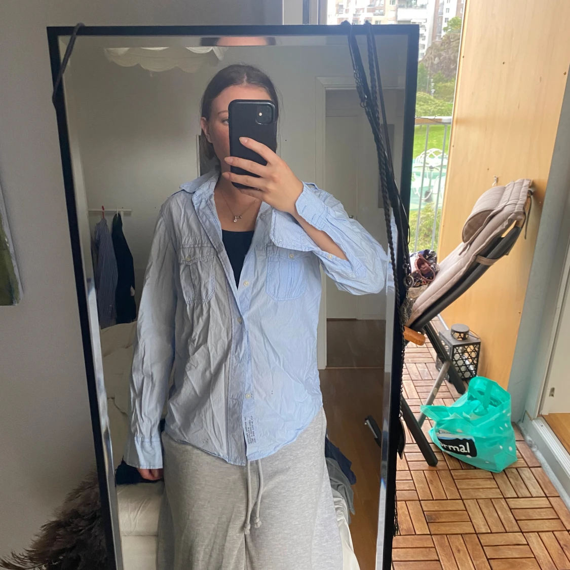 Blåvit randig skjorta från L.O.G.G. - 1