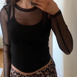 Bikbok - Säljer min systers tröja, den är som ny. Storlek Xs från bikbok. Kan sänka priset, skriv gärna.