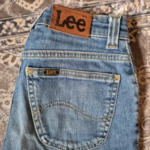 Lee jeans  - Snygga blå jeans från Lee i modellen Bootcut blake💖💞 