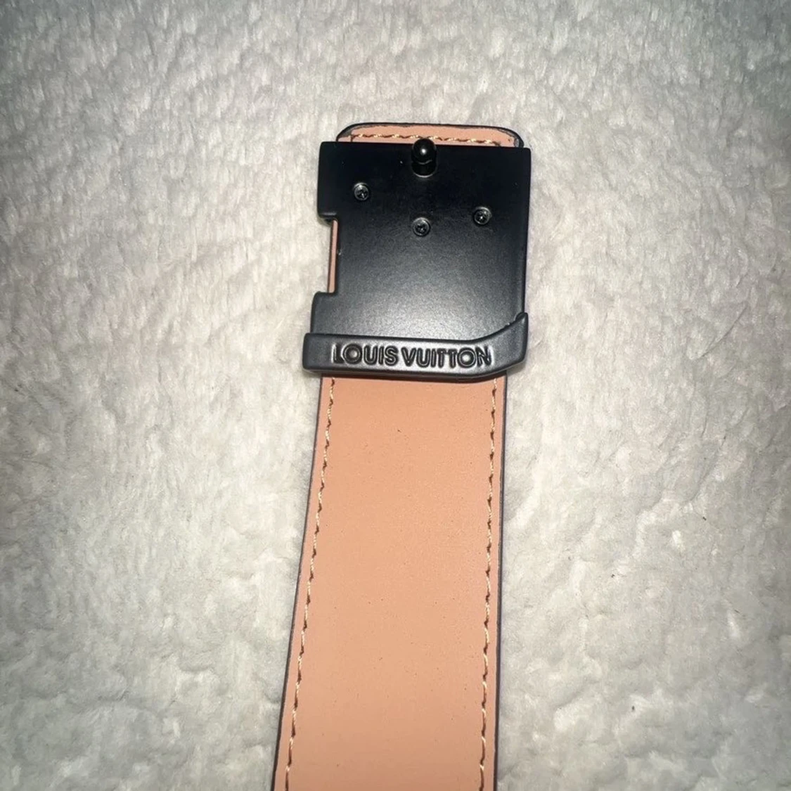 Svart och grått bälte - 1