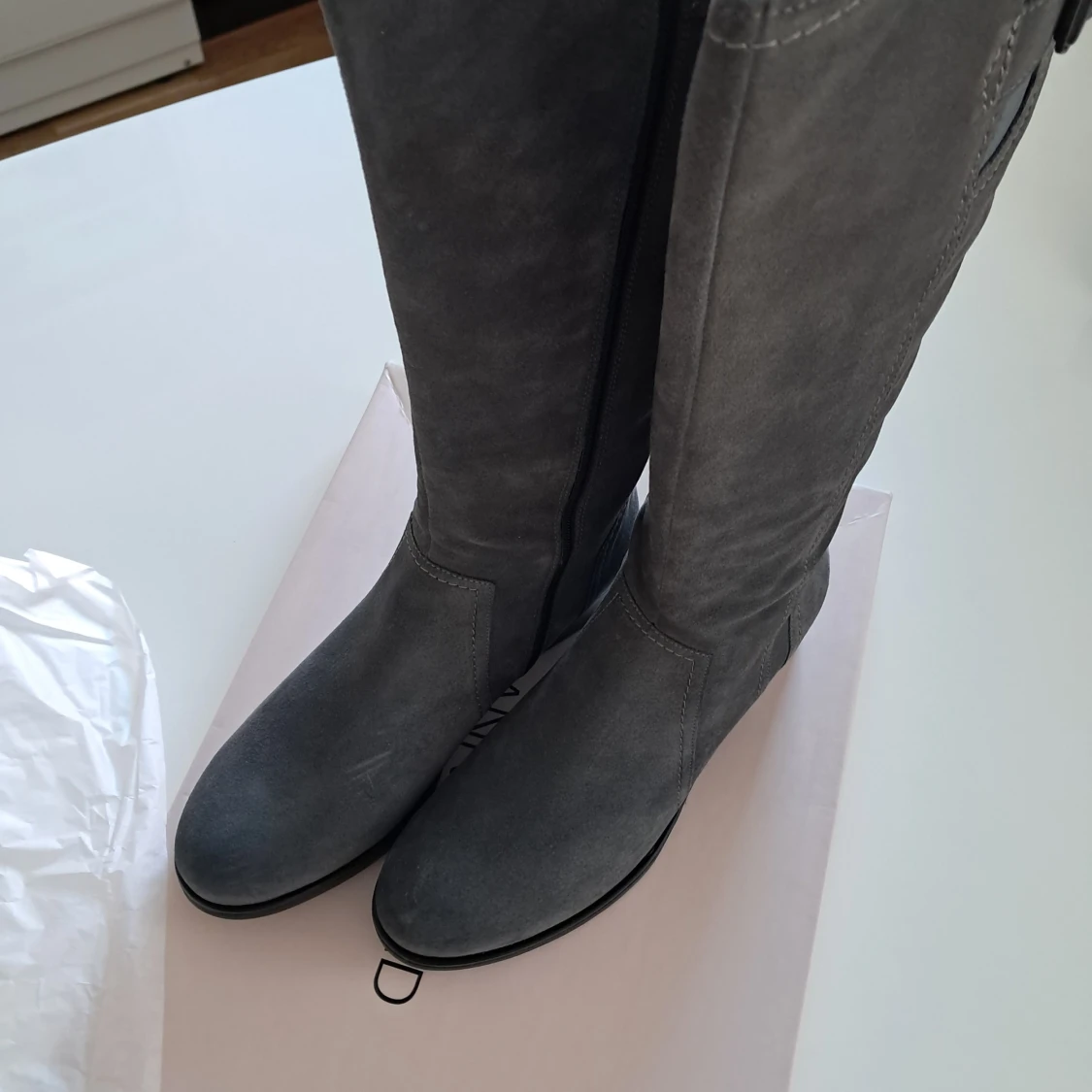 Grå mockastövlar från Anna Field - 4