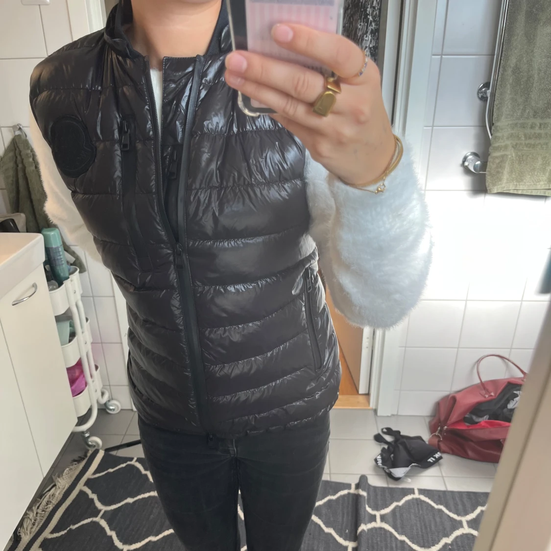 Svart dunväst moncler