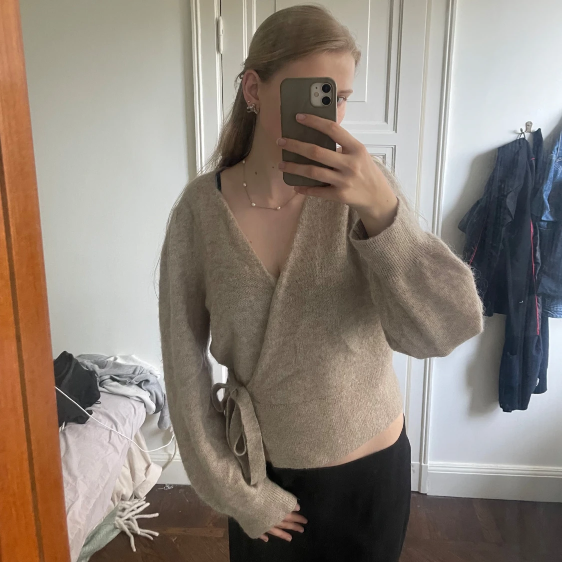 Beige knytkofta/omlottkofta Other stories - 1