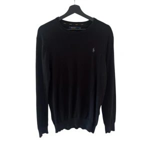 RALPH LAUREN TRÖJA - Ralph Lauren tröja - Storlek S - Mycket fint skick - Hör av er vid minsta fundering // Deluxecloset 