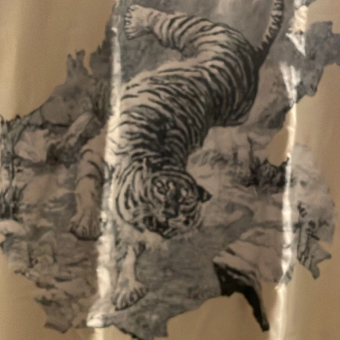 Beige t-shirt med tigertryck Maison Margiela - 2