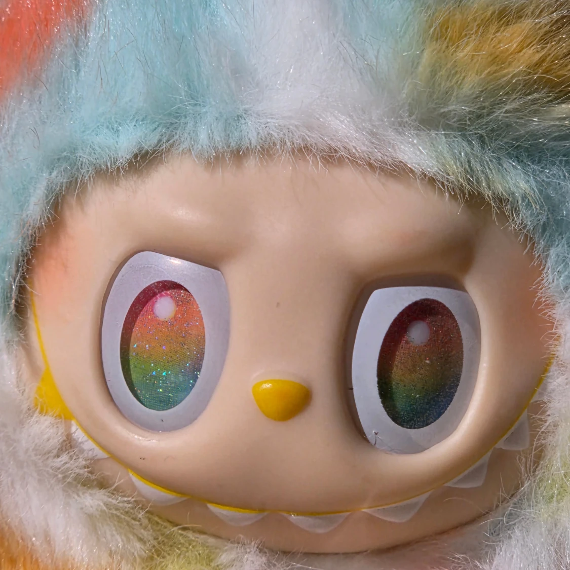 Lafufu, med silver halsband - 1