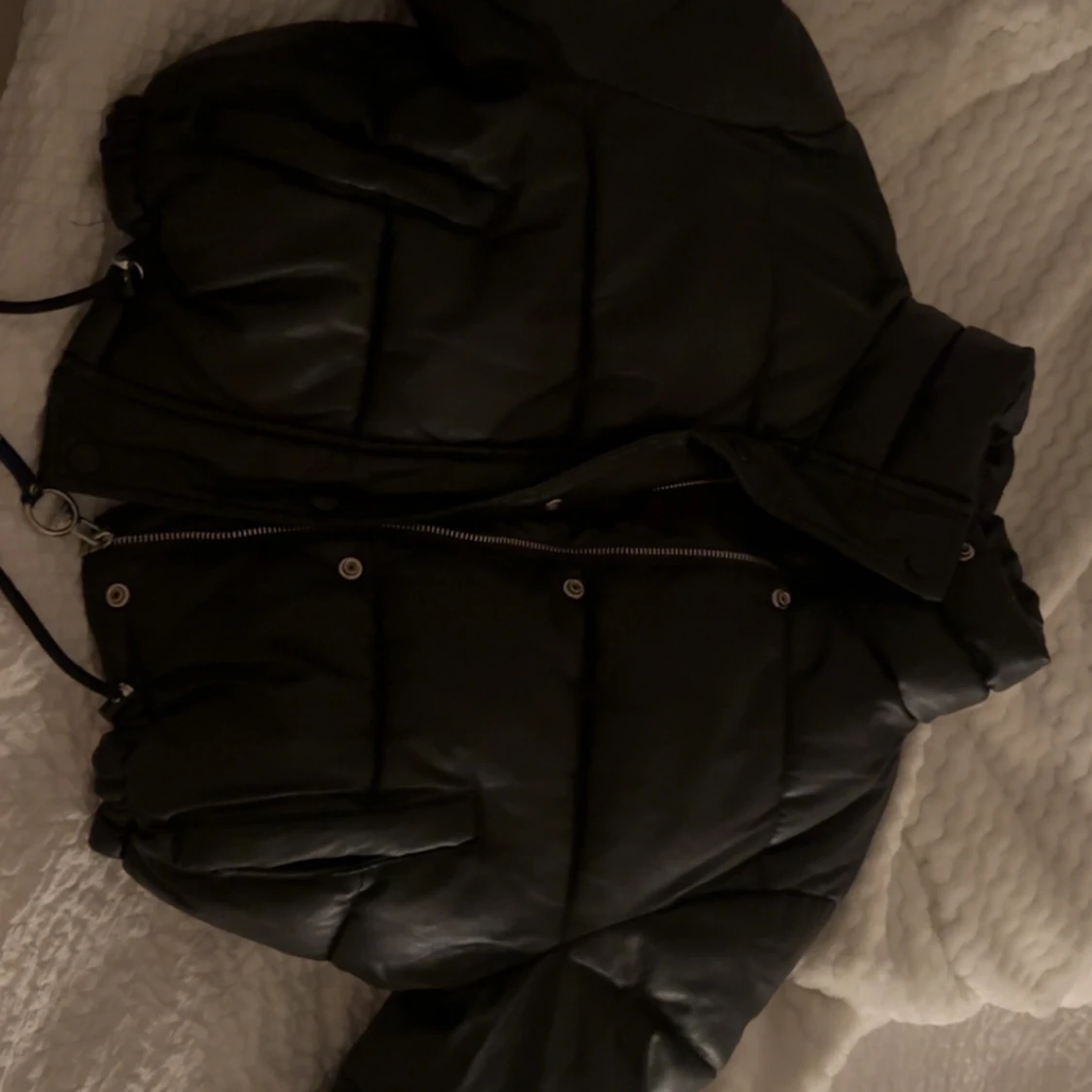 Svart pufferjacka från Bershka XS