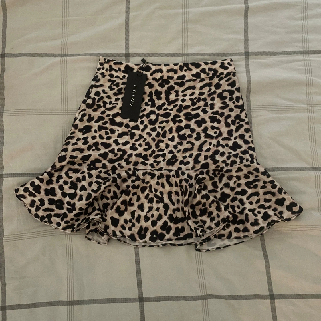 Leopardmönstrad kjol