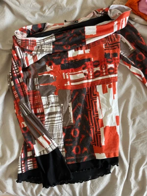 Off shoulder  - Köpt på humana. Fråga vid fundering✨