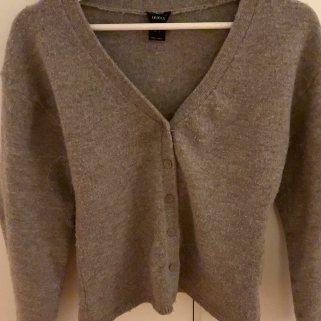 Brun kofta från Lindex med v-ringning