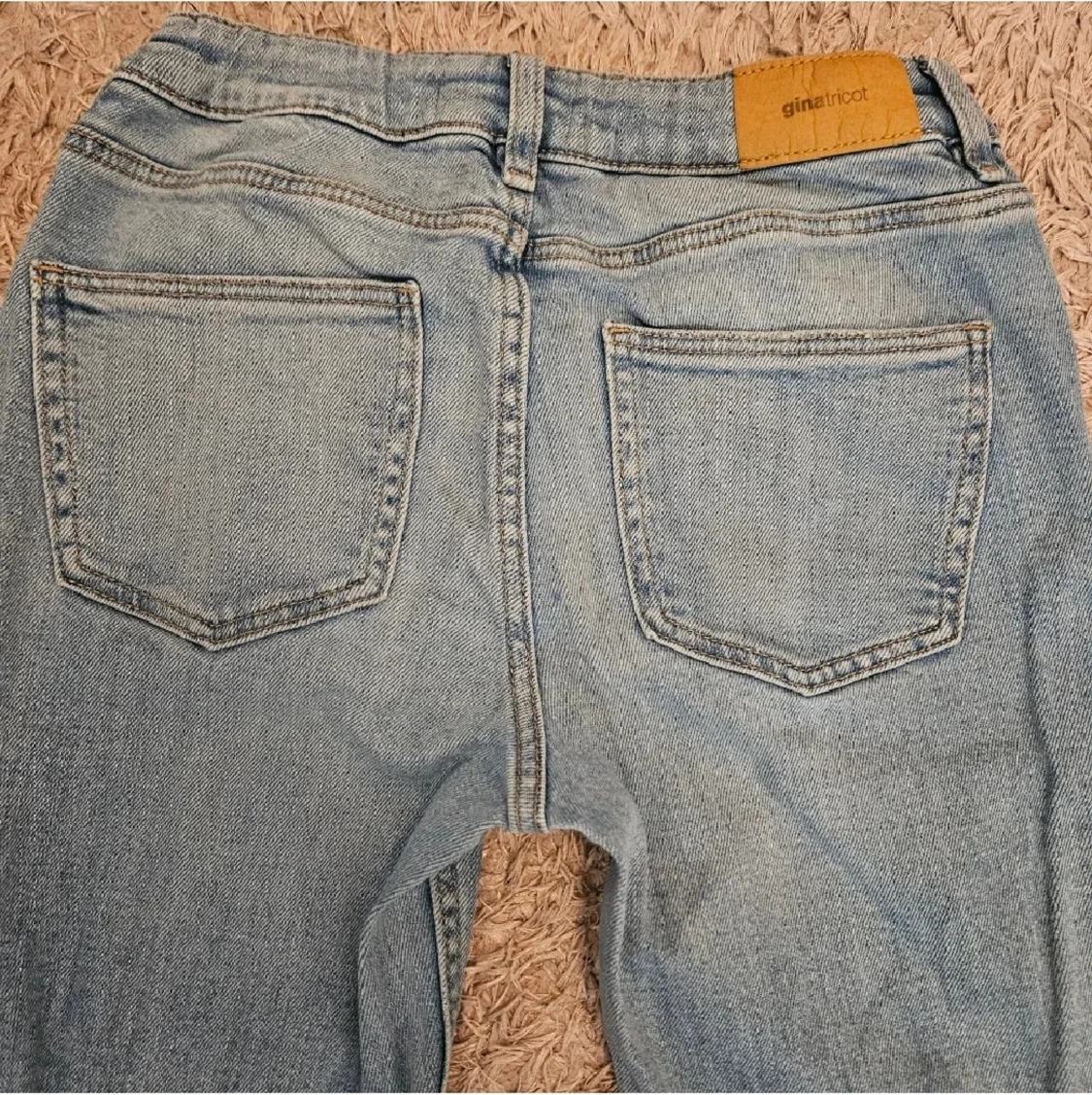 Ljusblå bootcut jeans Gina Tricot - 4