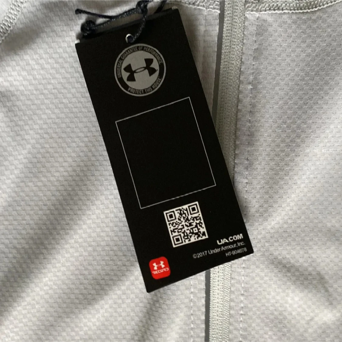 Ljusgrå vindjacka från Under Armour - 2