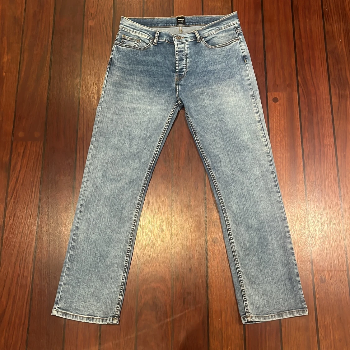 Ljusblå jeans från Montén 32/30 - 2