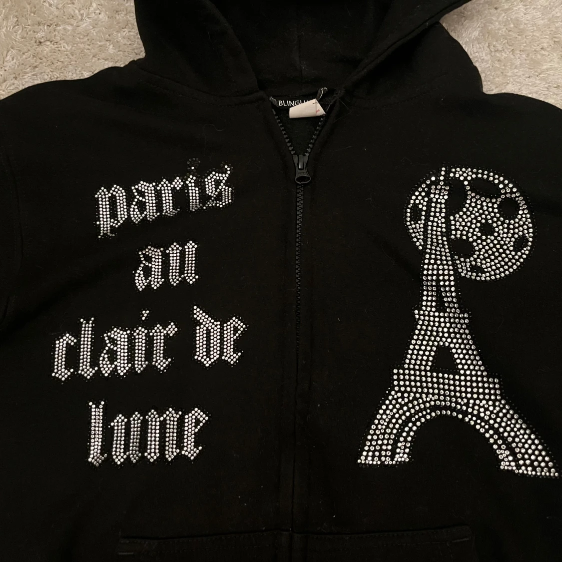 Svart hoodie med strass och Paris-tryck - 1