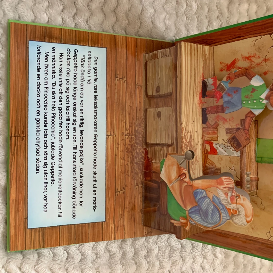 Pinocchio Pop-Up Bok - 1