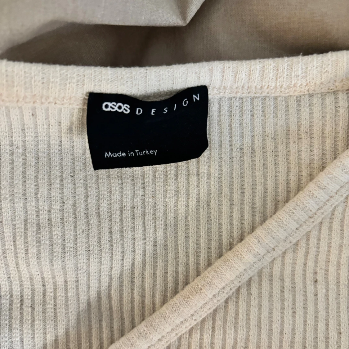 Ribbad topp från ASOS Design - 1