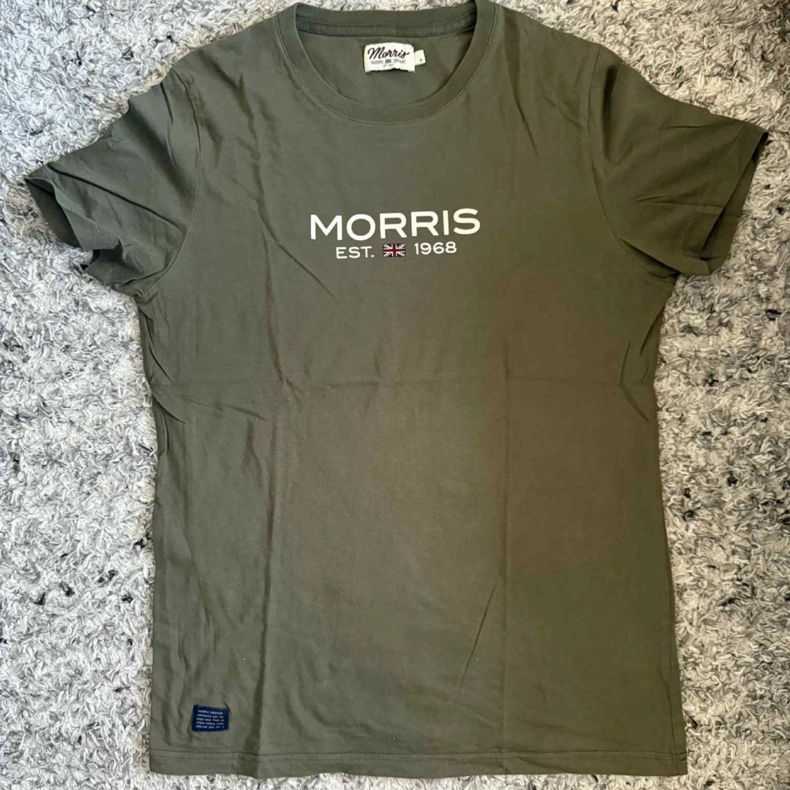 Olivgrön t-shirt från Morris - 1