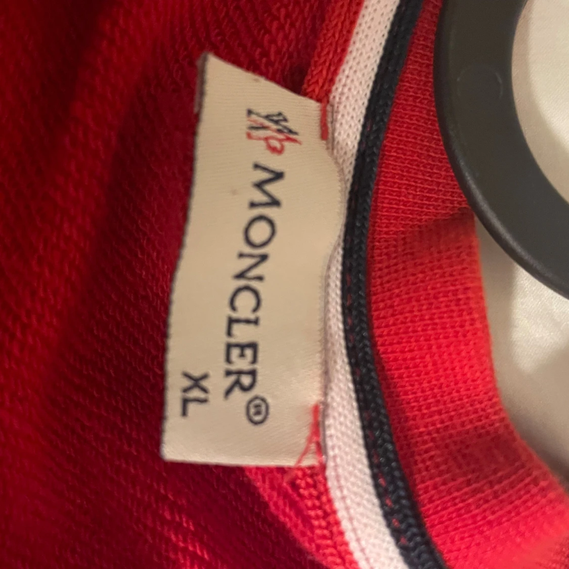 Röd Moncler sweatshirt XL - 1
