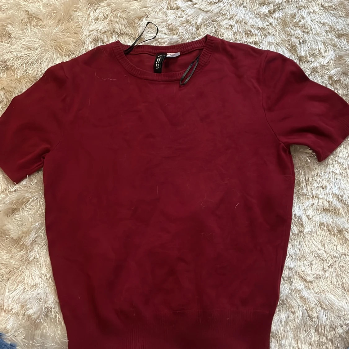 Vinröd kortärmad tröja H&M Divided XS