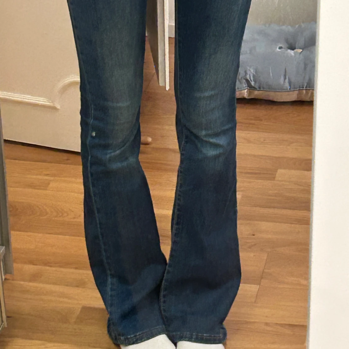Blå bootcut jeans med låg midja - 3