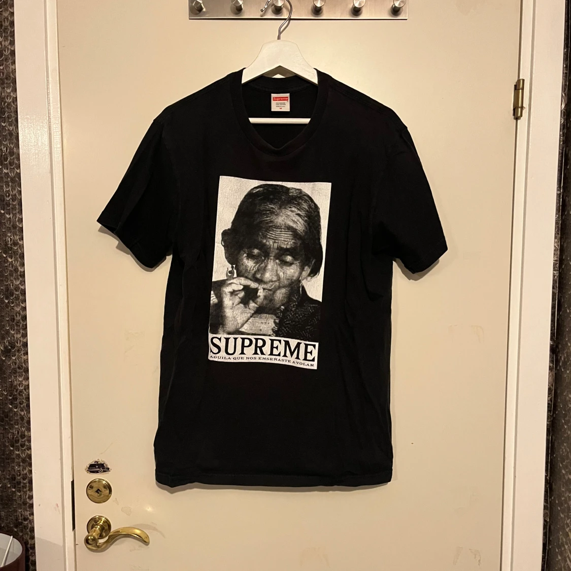 Supreme Aguila tee