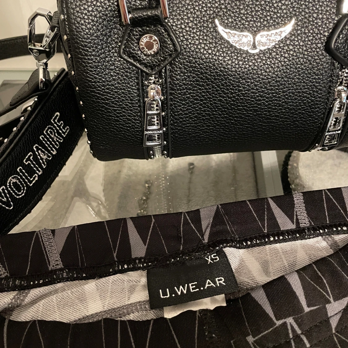 Svarta träningsbyxor XS - 2