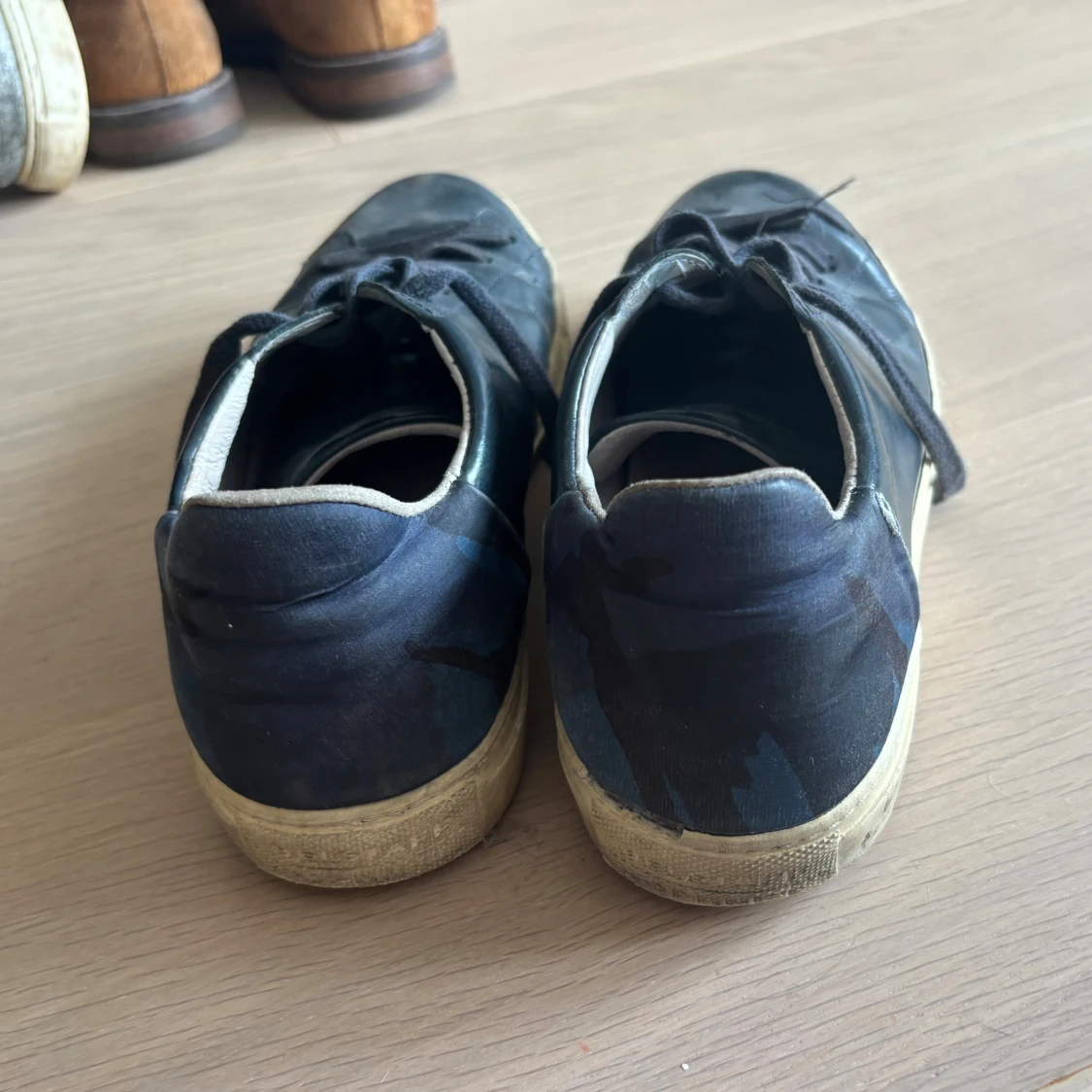 Belstaff x Sophnet svarta sneakers - 2