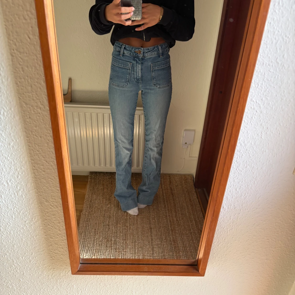 Ljusblå bootcut jeans med fickor - 2