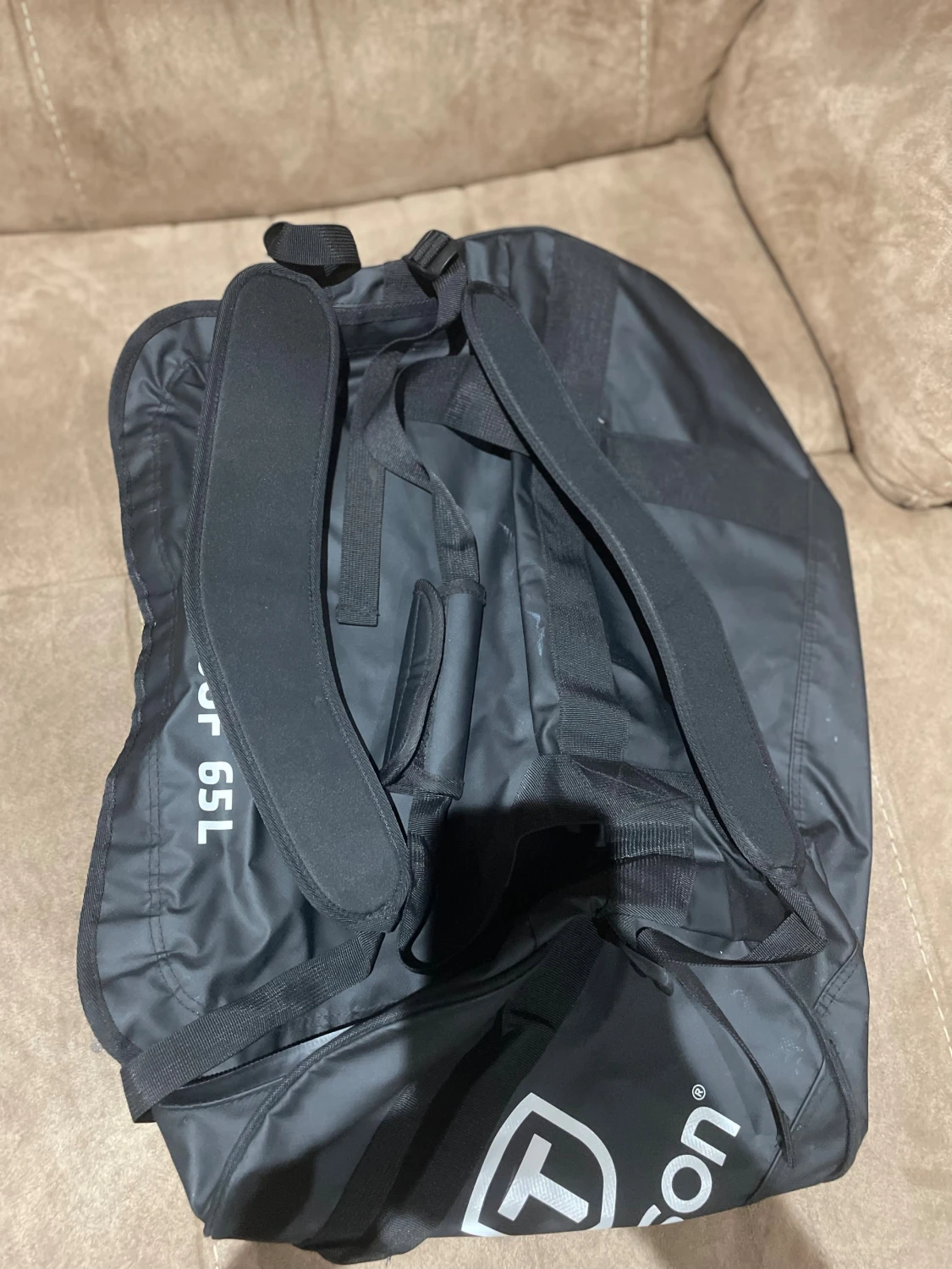 Svart vattentät ryggsäck 65L Tenson