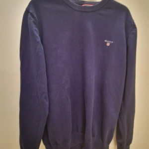 Långärmad bomullströja Gant - Långärmad tröja i bomull.