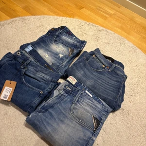 Jeans Replay&Dondup  - Checka profilen för mer bilder på Jensen 