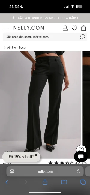 low waist kostymbyxor - säljer dessa low waist kostymbyxor pågrund av att de är förstora, prislappen är kvar💕 skulle säga att de passar 34 oxå