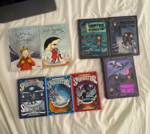 Bokserier 40kr/bok - En samlingsvolym av Spöksystrar-serien, Jack-serien och dunne serien! Perfekt för unga läsare och julklapp! Kan diskutera pris! 40kr/bok men kan reducera priset om du köper fler ☺️