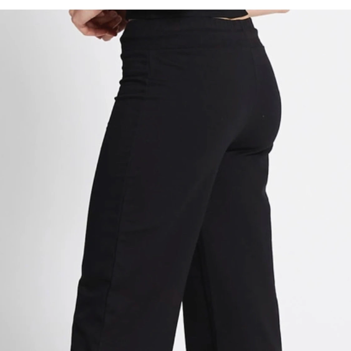 Svarta mjukisbyxor från 157 XS - 1