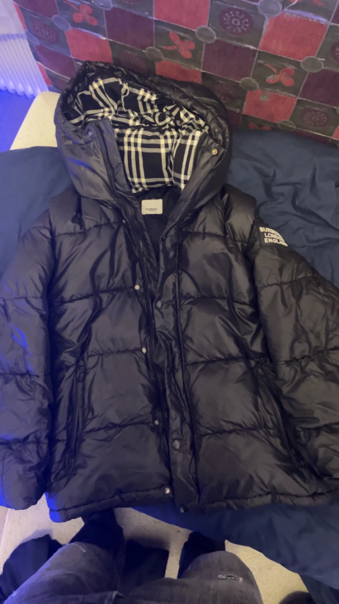 Svart pufferjacka från Burberry - 1