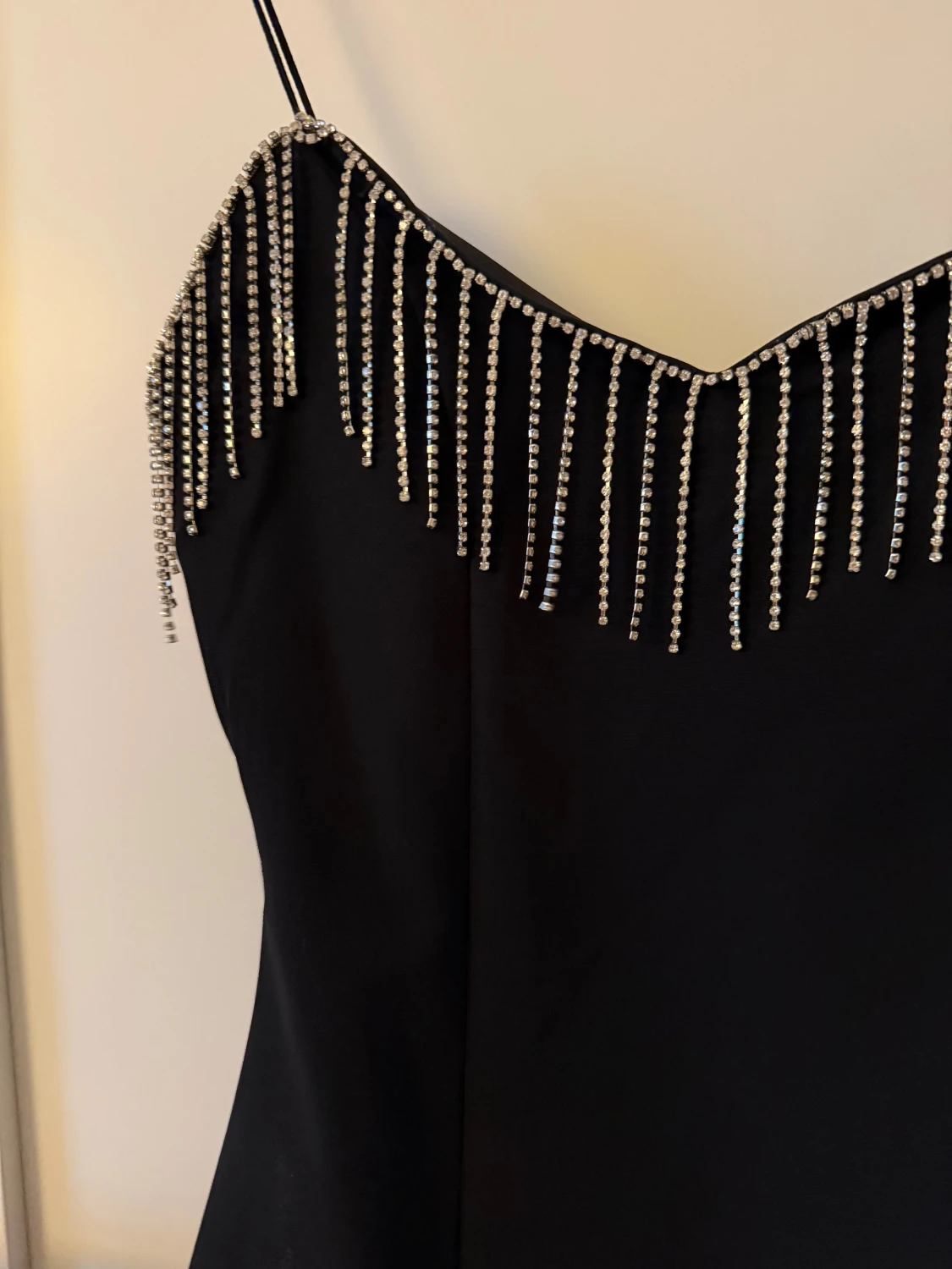Svart klänning från Zara med strass  - 1