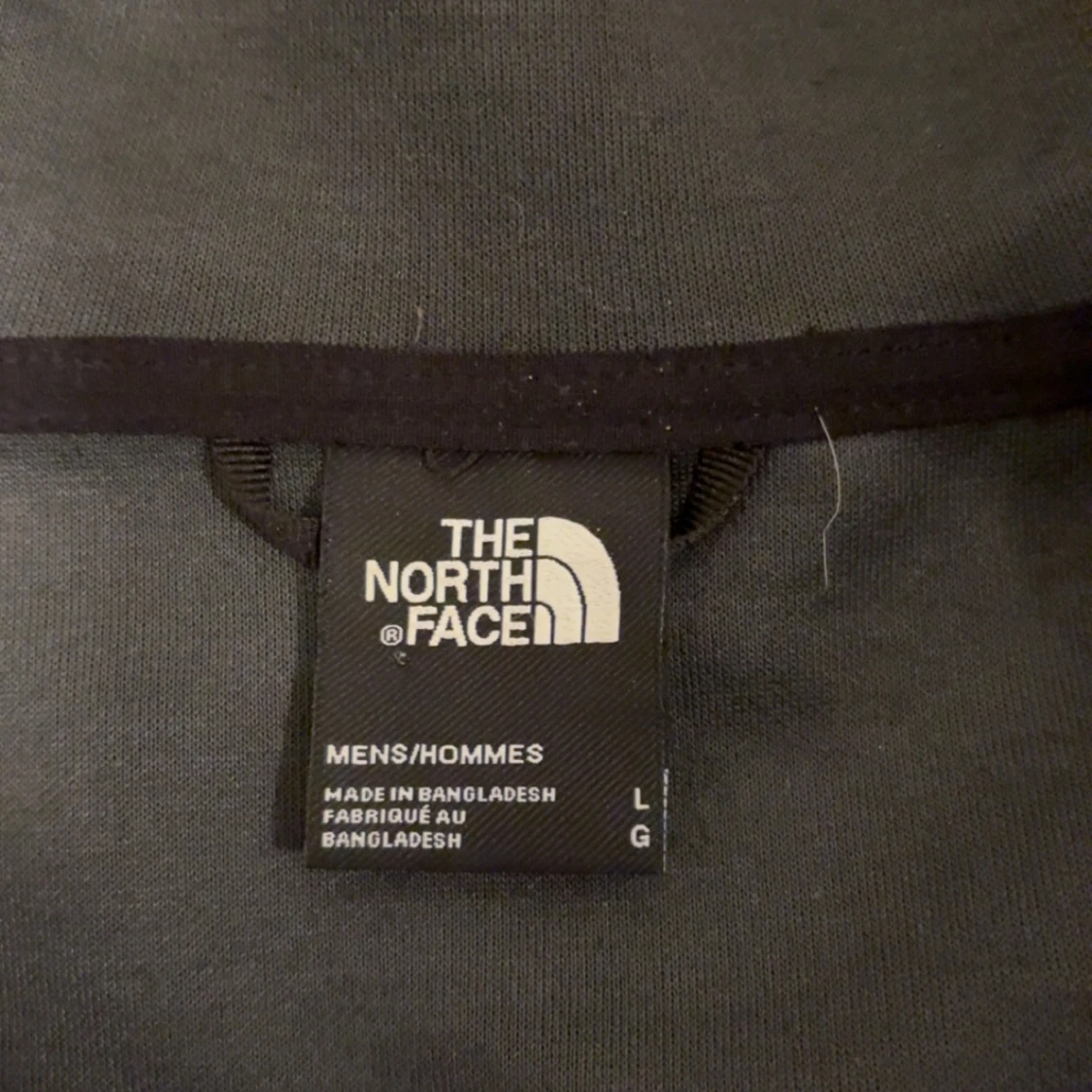 Svart och grå hoodie från The North Face - 3