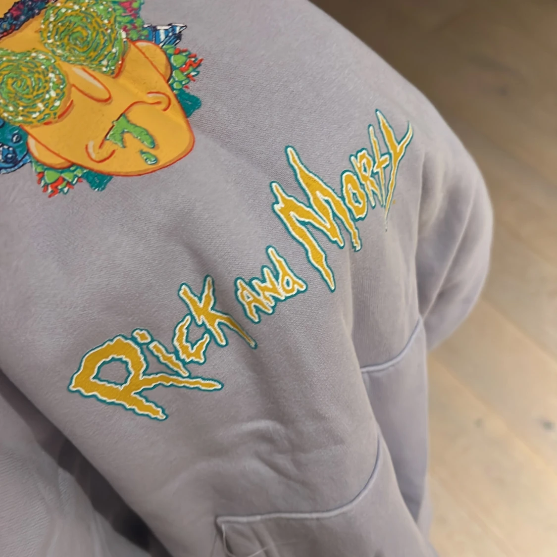 Rick and Morty hoodie från Pull&Bear XS - 3